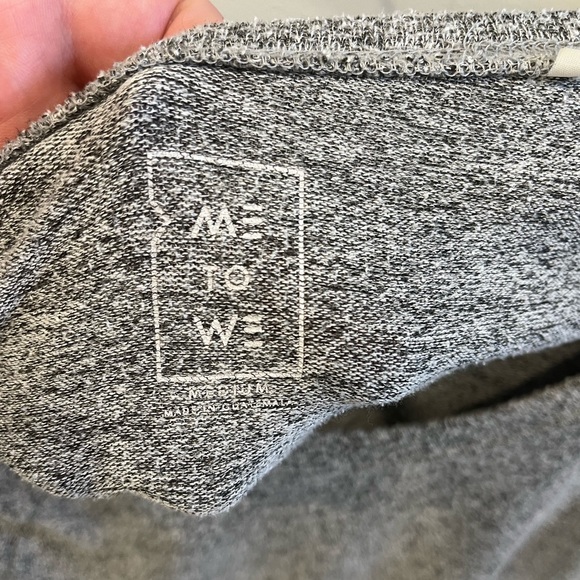 MeToWe Grey Long Sleeve Sweater - Picture 4 of 4